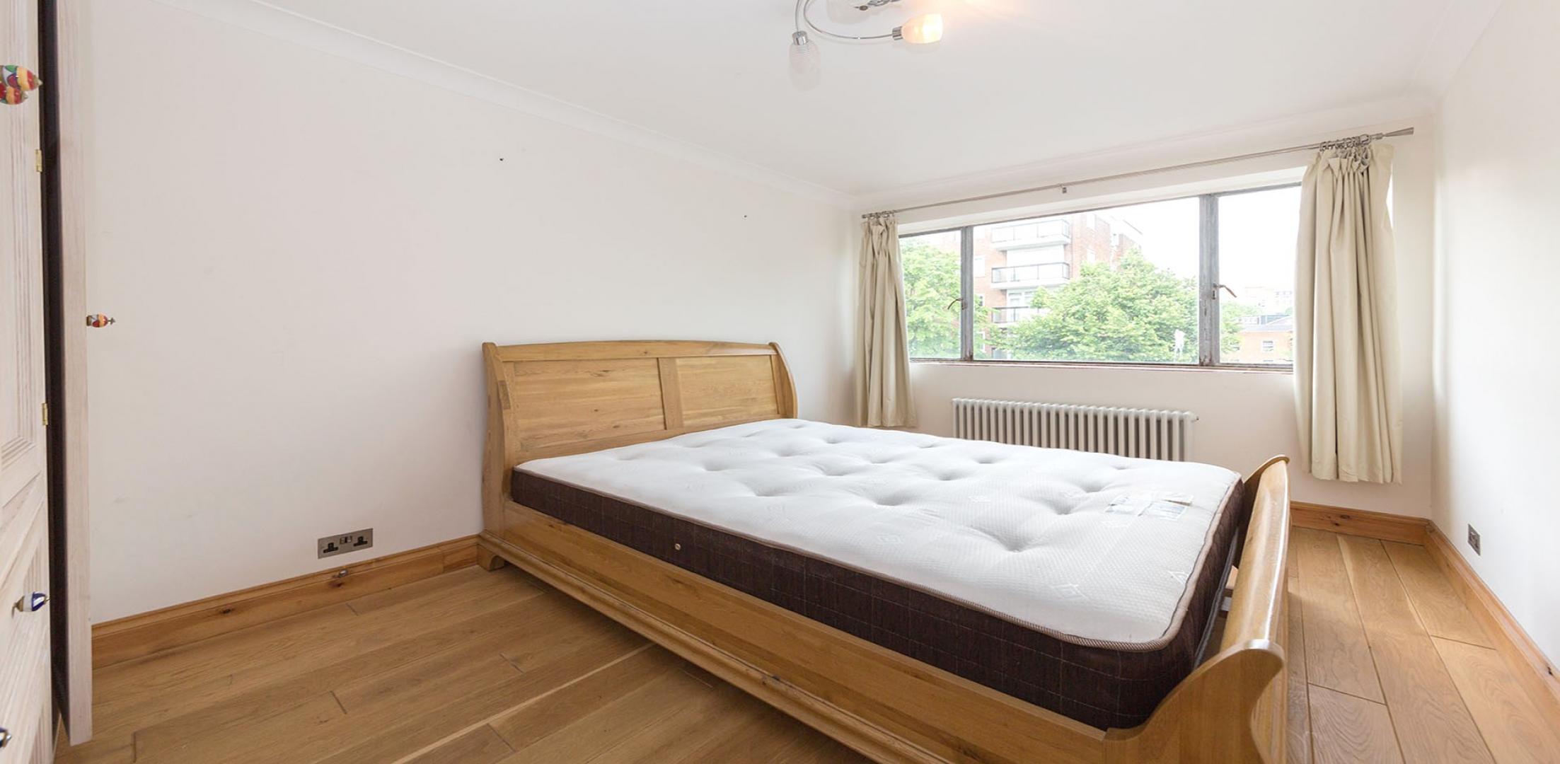 			3 Bedroom, 1 bath, 1 reception Apartment			 Fairfax Rd, SOUTH HAMPSTEAD / SWISS COTTAGE